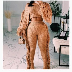 Long sleeve tassel Two piece set!